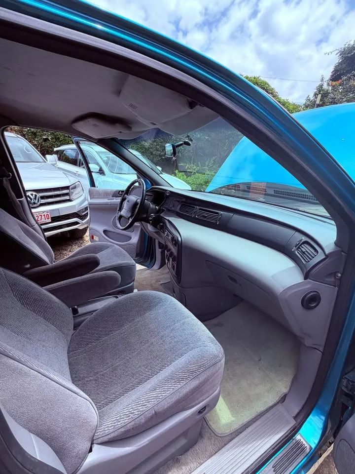 Ford Windstar - Image 10
