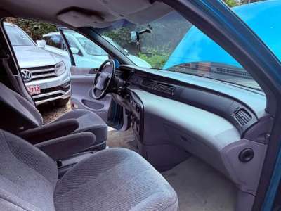Ford Windstar - Image 10