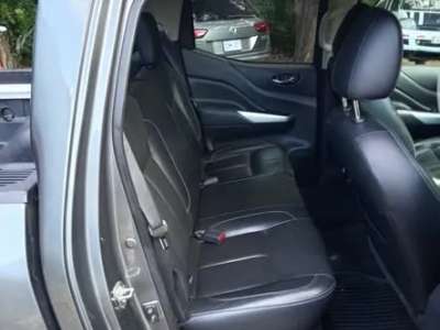 Nissan Frontier LE - Image 3
