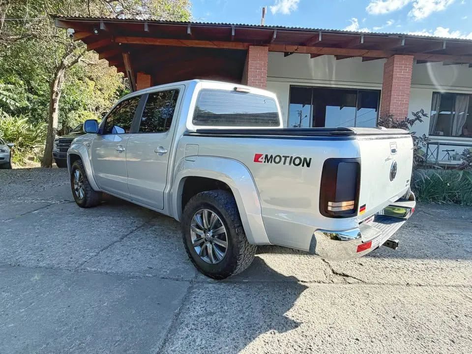 Volkswagen Amarok - Image 5