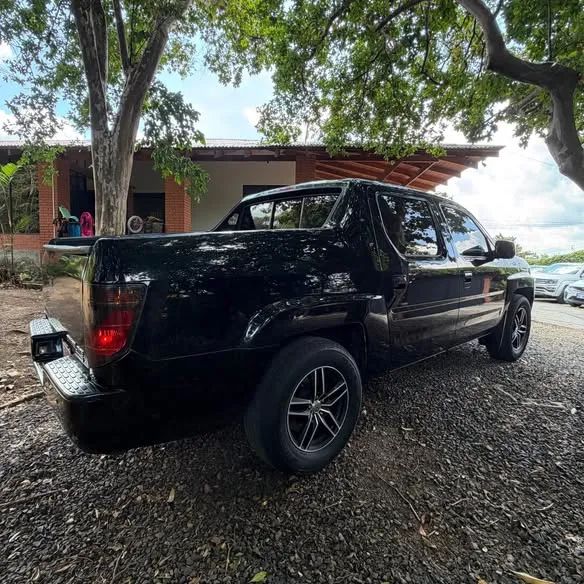 Honda Ridgeline - Image 4