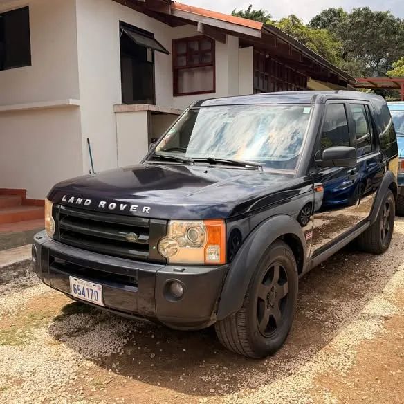 Land Rover Discovery 3 - Image 2
