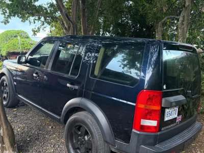 Land Rover Discovery 3 - Image 3
