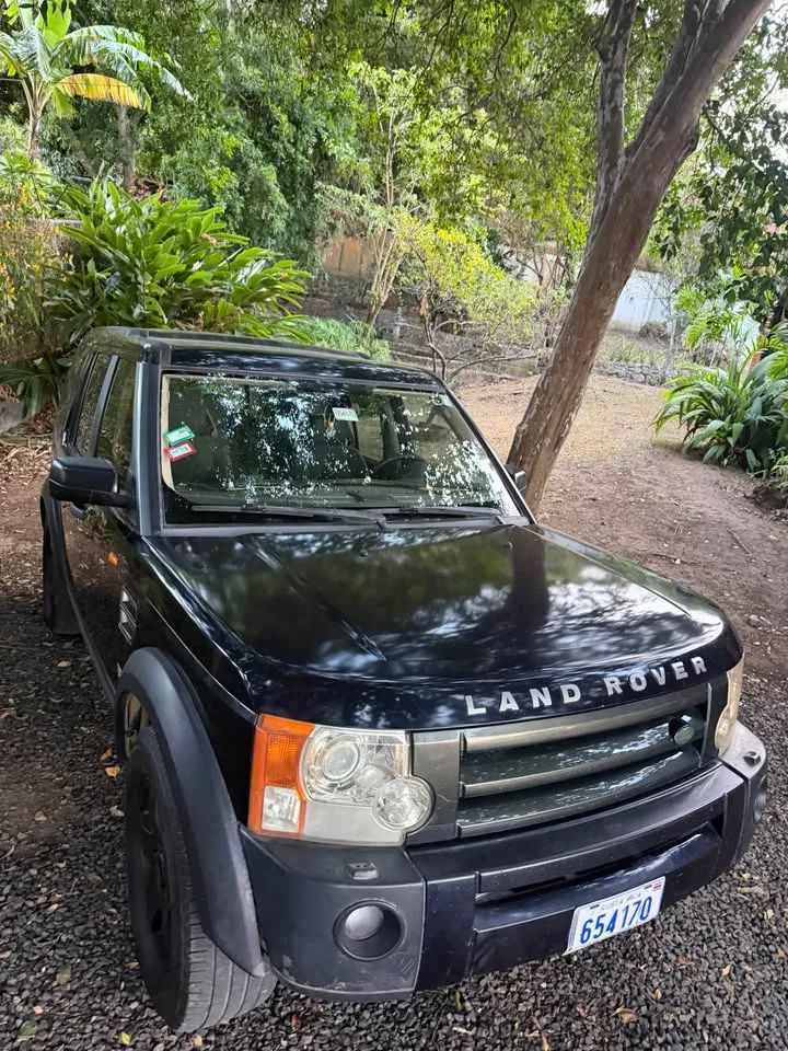 Land Rover Discovery 3 - Image 4