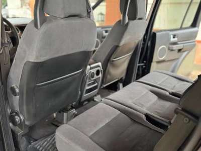 Land Rover Discovery 3 - Image 9