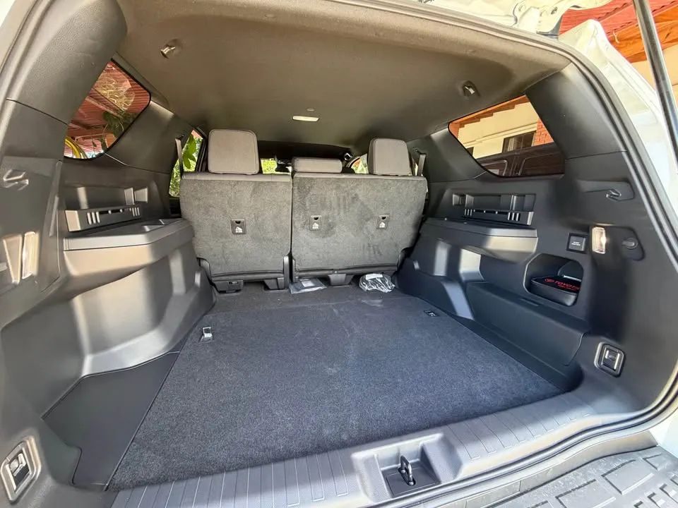 Toyota 4Runner - Image 6