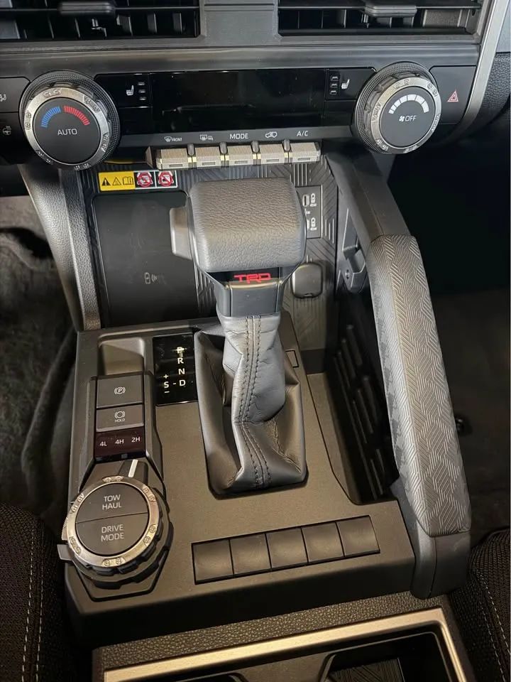 Toyota 4Runner - Image 8