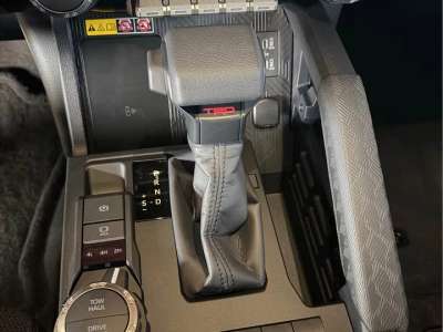 Toyota 4Runner - Image 8