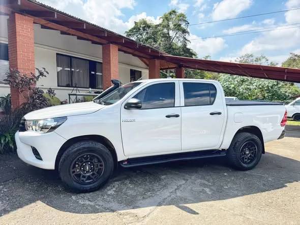 2024 Toyota Hilux