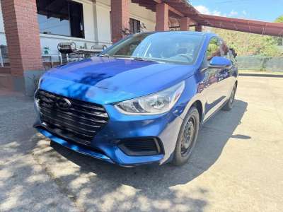 Hyundai Accent SE - Image 5