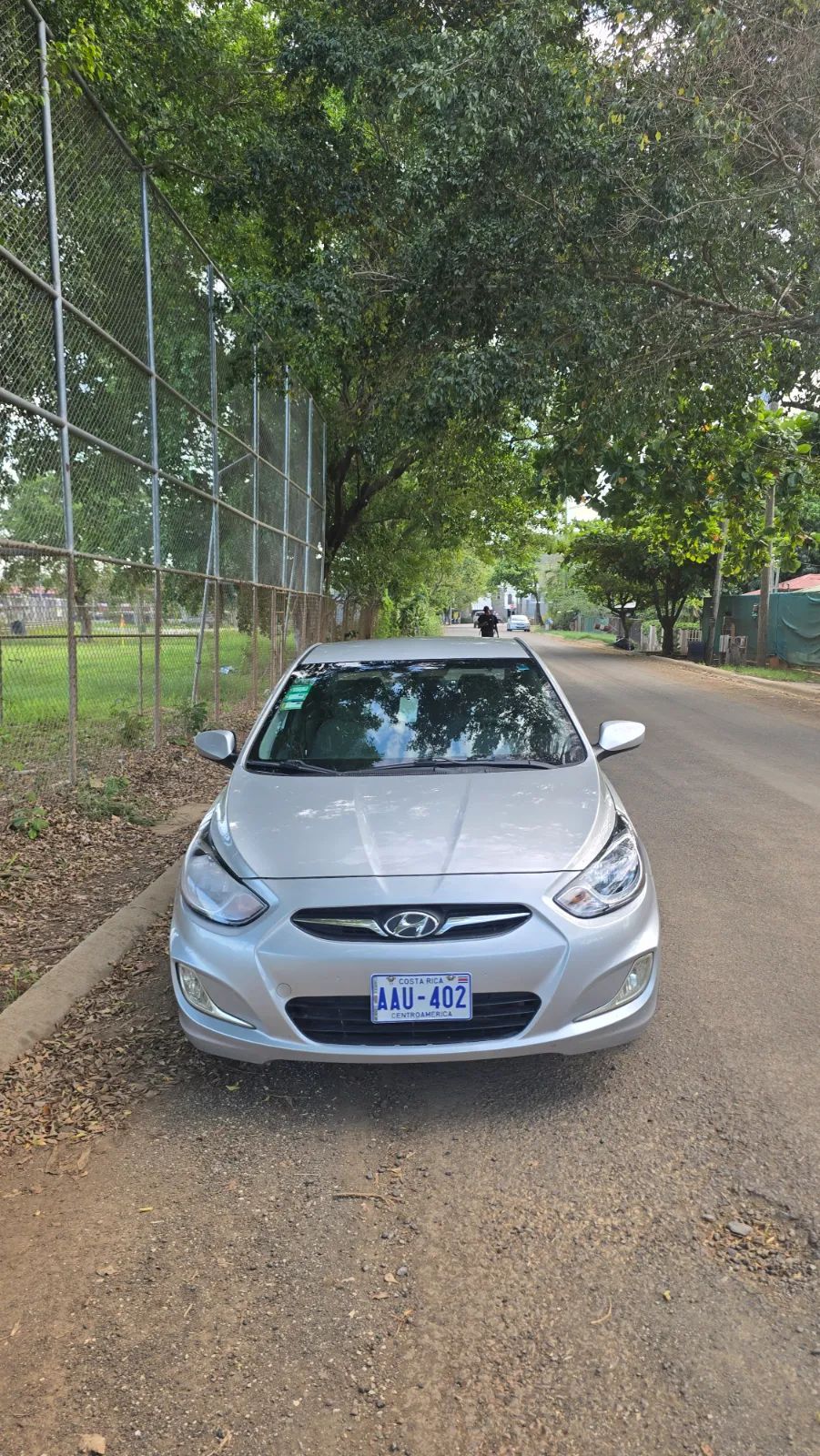 Hyundai Accent - Image 1