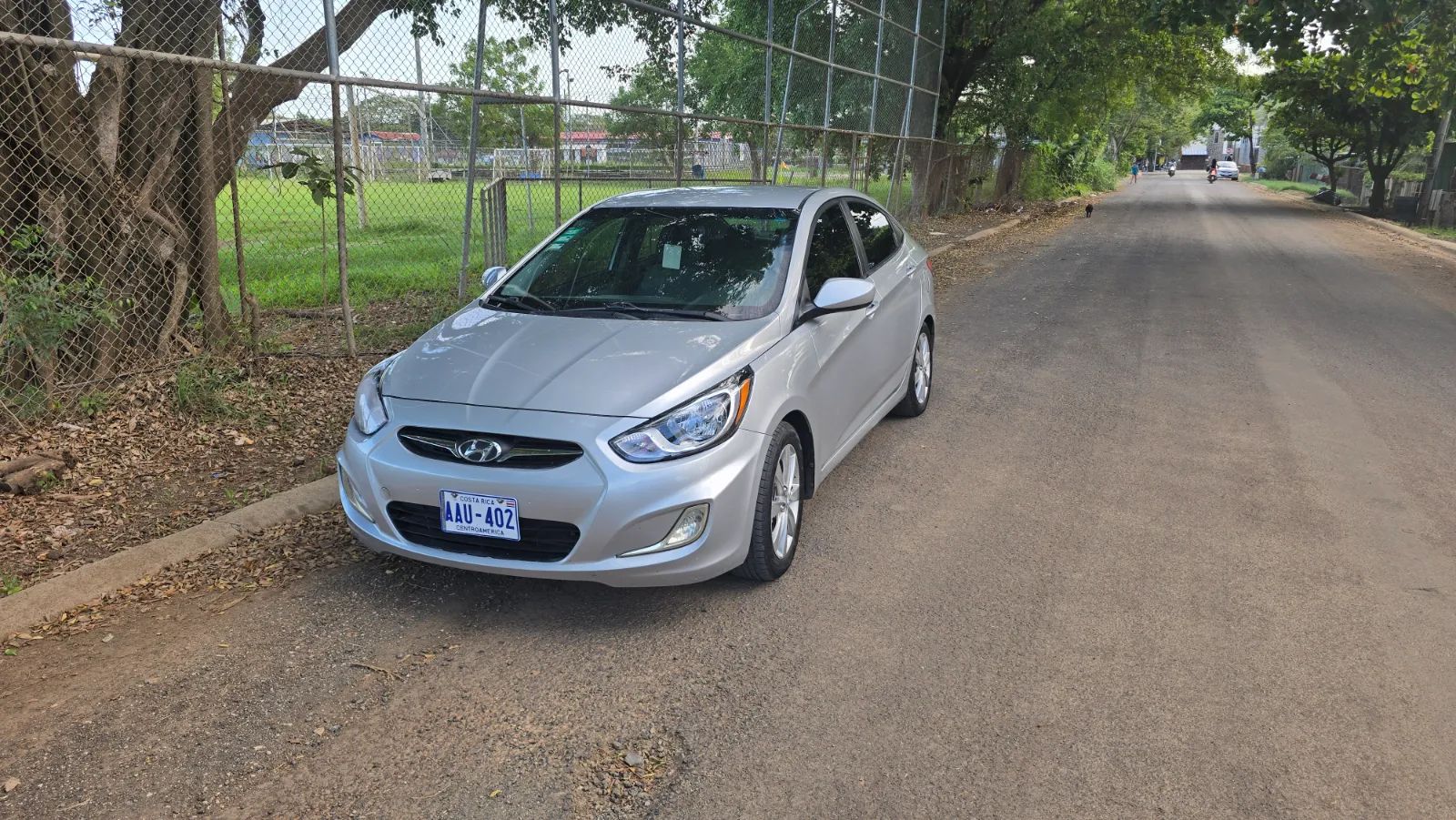 Hyundai Accent - Image 7
