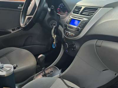 Hyundai Accent - Image 13