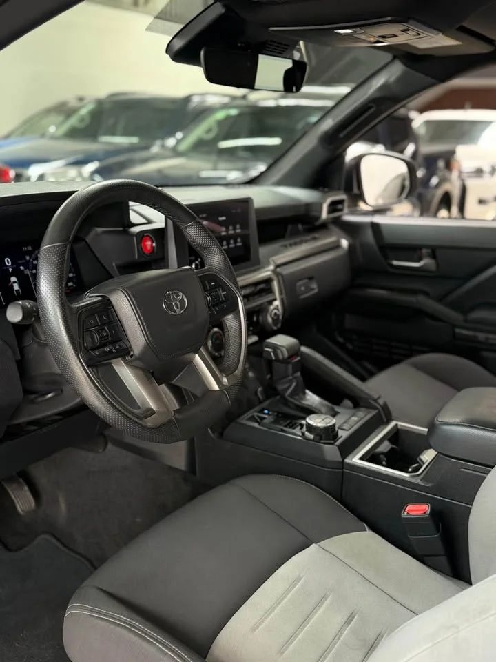 Toyota Tacoma - Image 8
