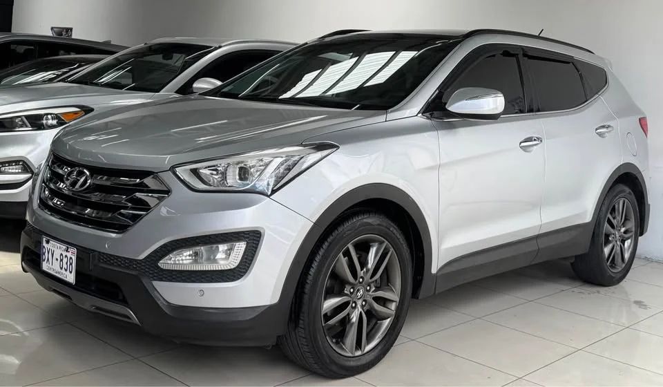Hyundai Santa Fe - Image 2