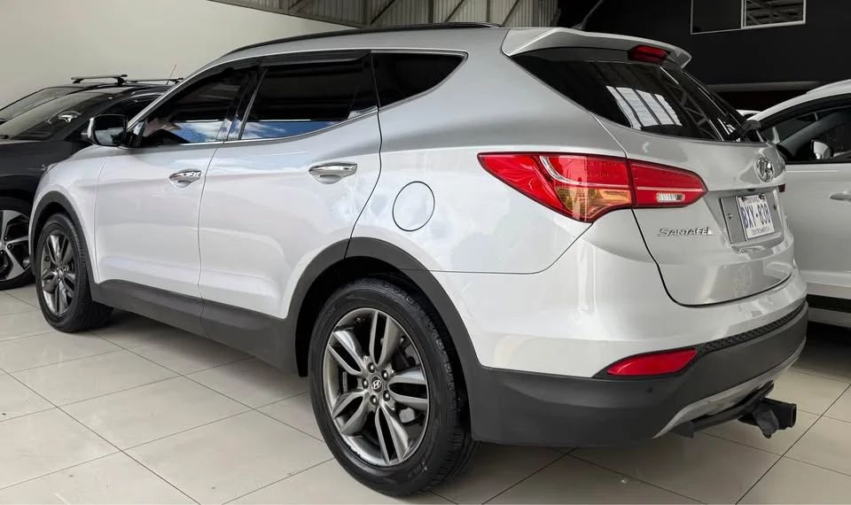 Hyundai Santa Fe - Image 5