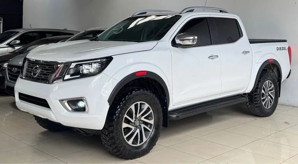 Nissan Frontier - Image 2