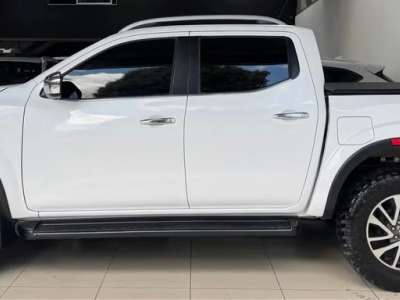 Nissan Frontier - Image 4