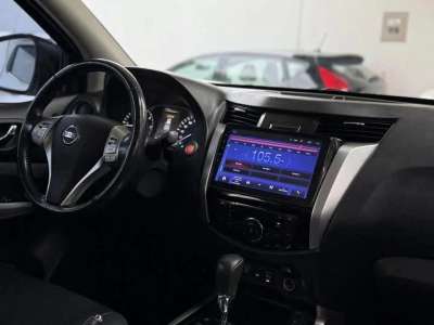 Nissan Frontier - Image 8