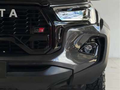 Toyota Hilux - Image 4