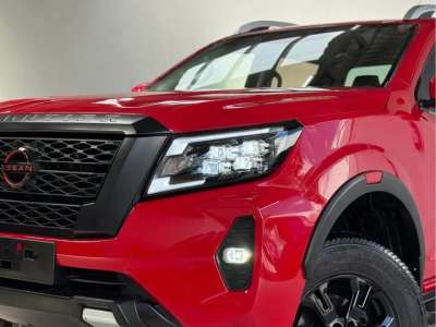 Nissan Frontier - Image 2