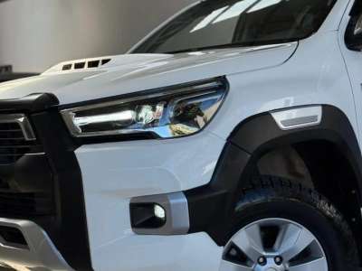 Toyota Hilux - Image 3