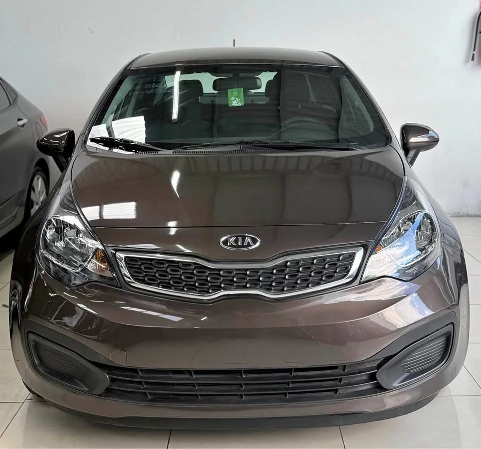 Kia Rio EX - Image 1