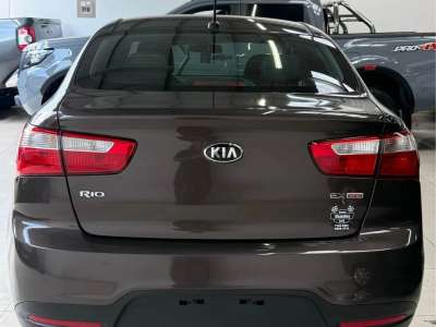 Kia Rio EX - Image 5