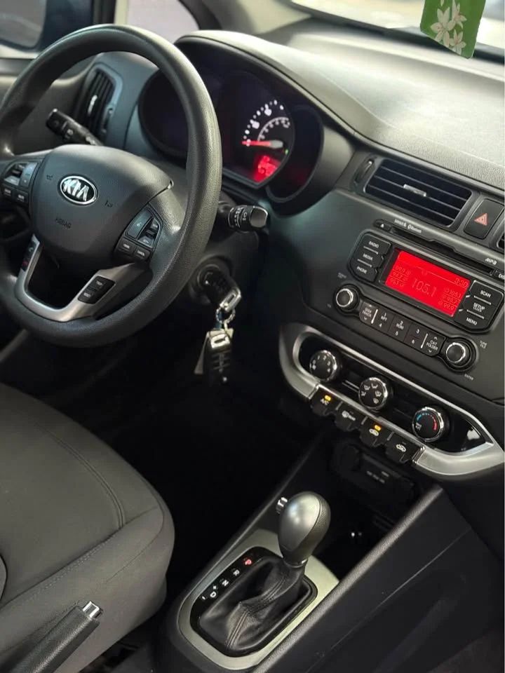 Kia Rio EX - Image 7