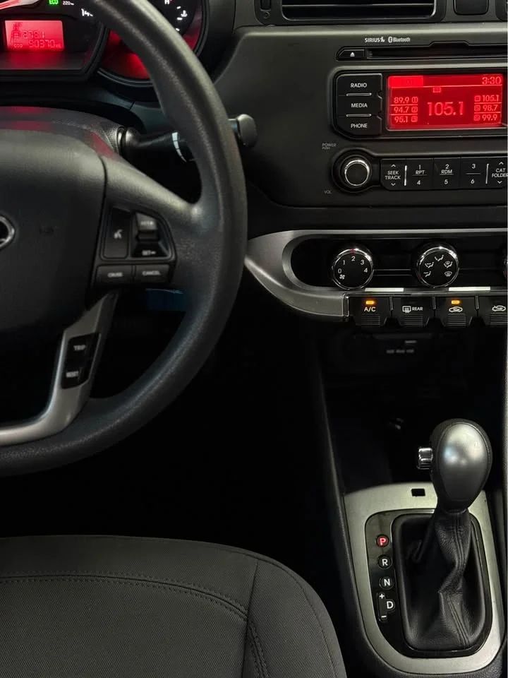 Kia Rio EX - Image 8