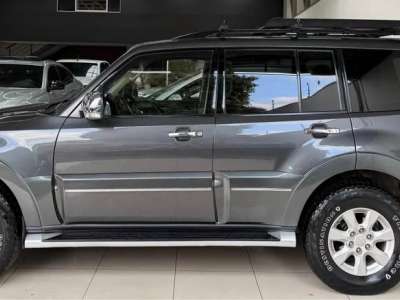Mitsubishi Montero GLS - Image 4