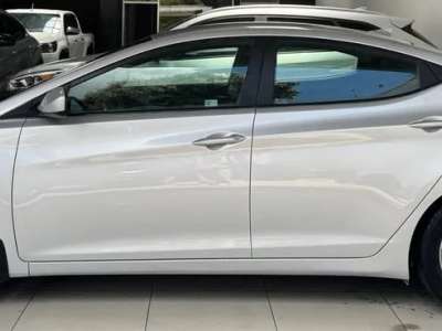 Hyundai Elantra - Image 3
