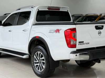 Nissan Frontier - Image 5