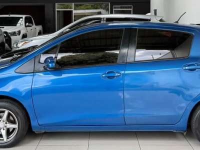 Toyota Yaris Hatchback LE - Image 3