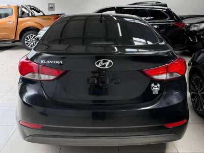 Hyundai Elantra - Image 3