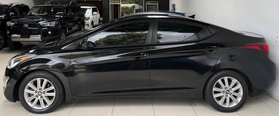Hyundai Elantra - Image 5